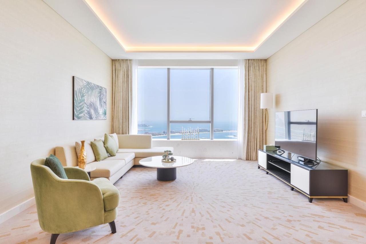 Ultra Luxury Palm Tower With Shared Hotel Facilities Dubai Exterior photo
