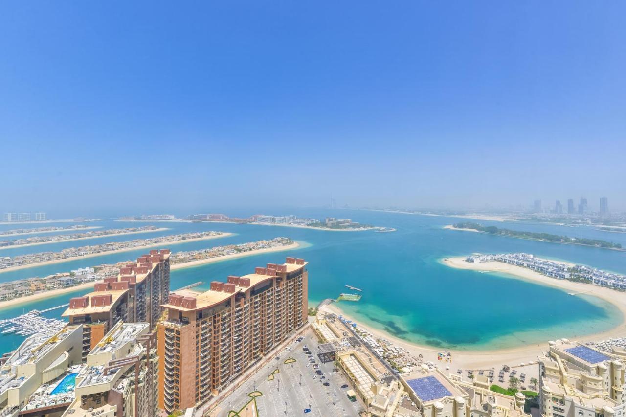 Ultra Luxury Palm Tower With Shared Hotel Facilities Dubai Exterior photo