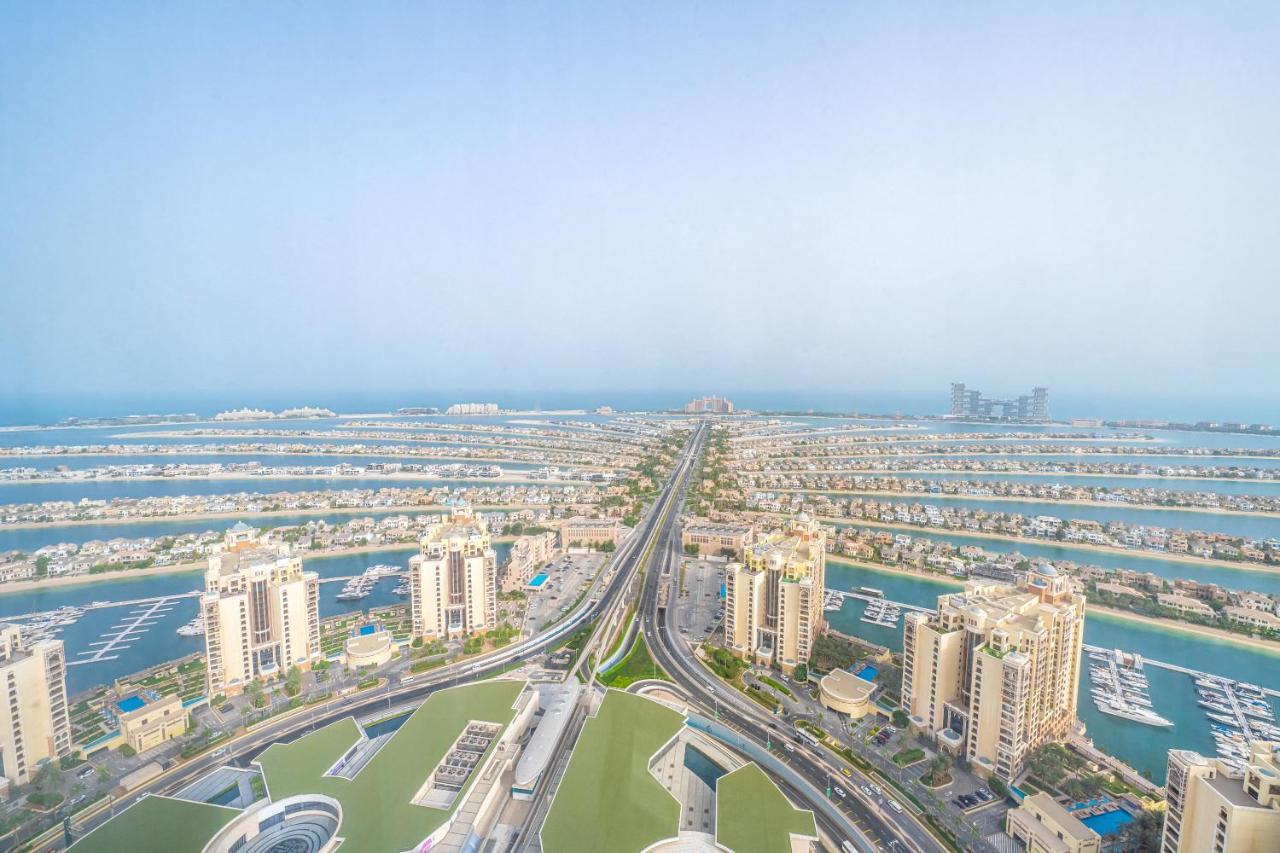Ultra Luxury Palm Tower With Shared Hotel Facilities Dubai Exterior photo