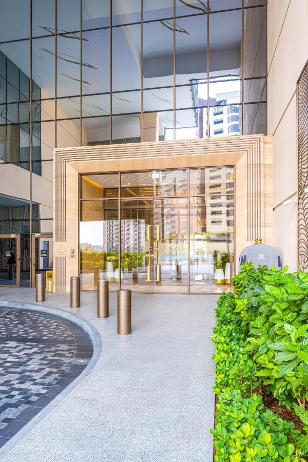 Ultra Luxury Palm Tower With Shared Hotel Facilities Dubai Exterior photo