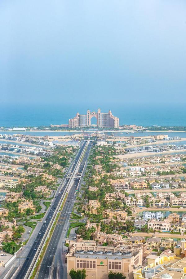Ultra Luxury Palm Tower With Shared Hotel Facilities Dubai Exterior photo