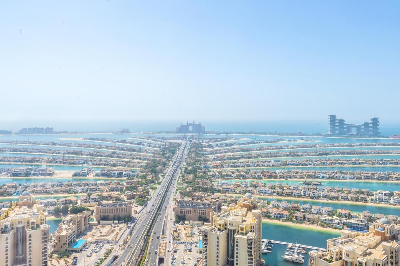 Ultra Luxury Palm Tower With Shared Hotel Facilities Dubai Exterior photo