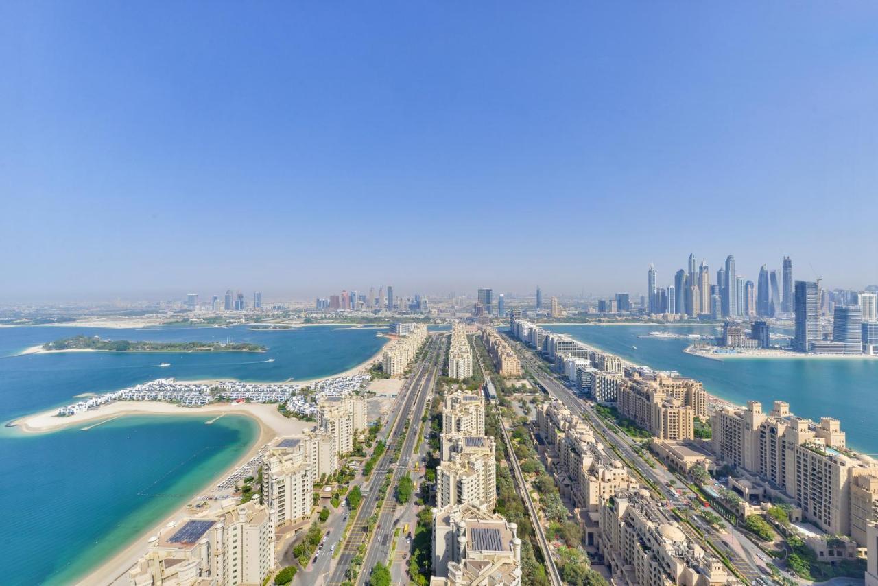 Ultra Luxury Palm Tower With Shared Hotel Facilities Dubai Exterior photo